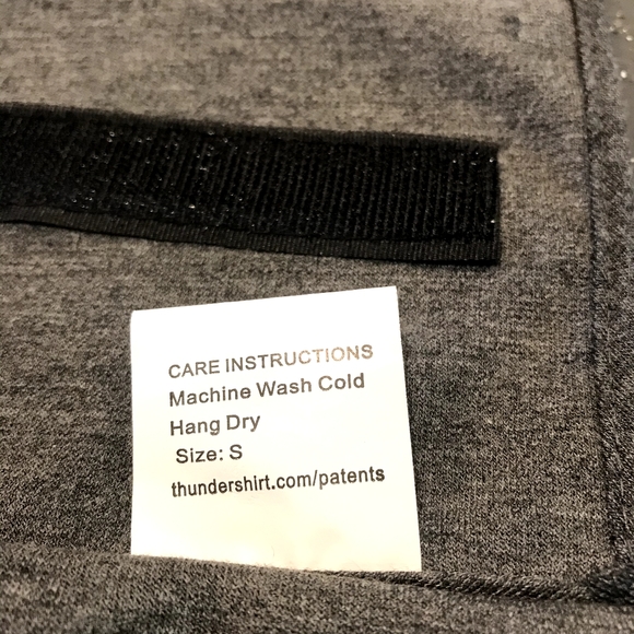 Thundershirt For Dogs - Picture 3 of 3